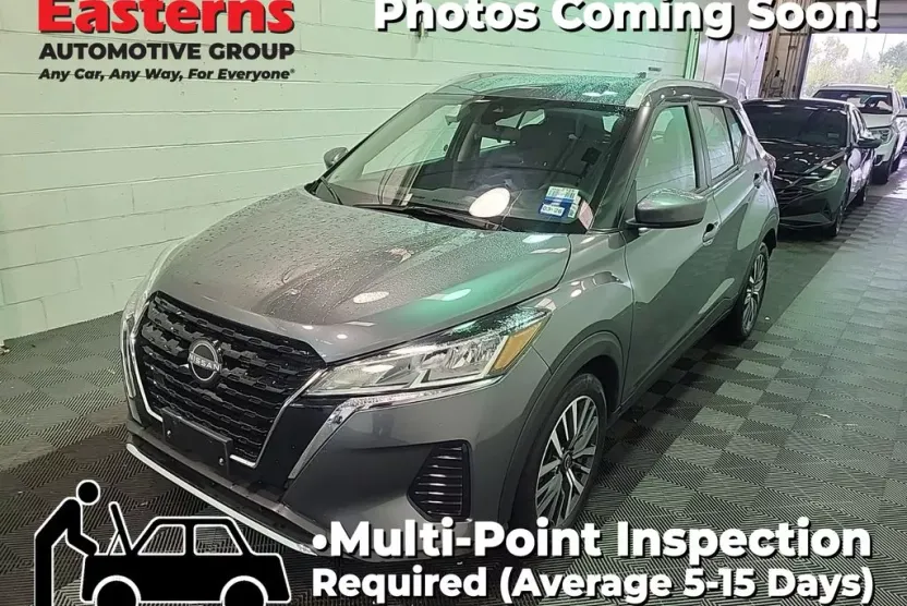 2024 Nissan Kicks SV photo 1