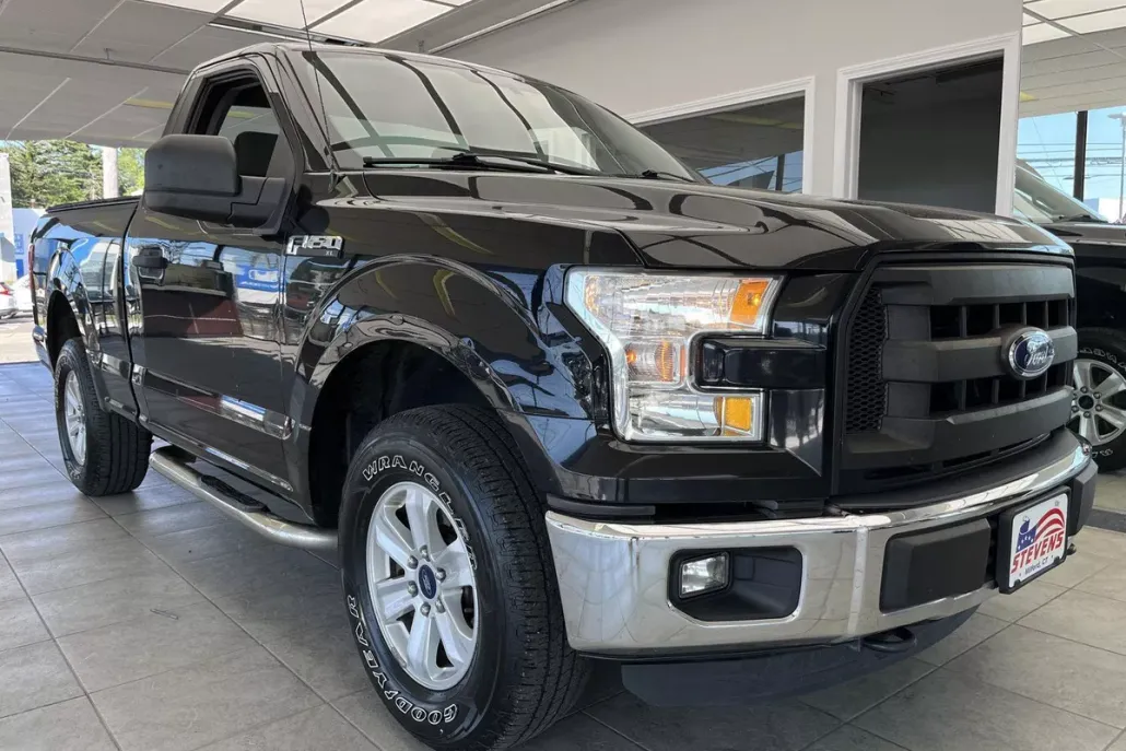 2016 Ford F-150 XL photo 1