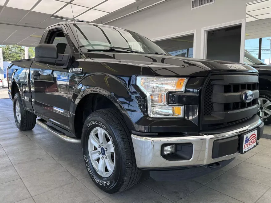 2016 Ford F-150 XL photo 1