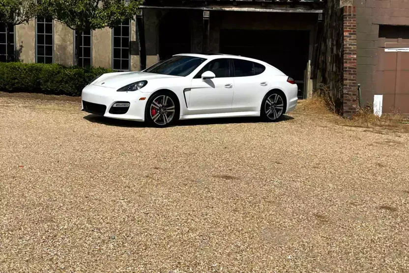 2013 Porsche Panamera GTS photo 1