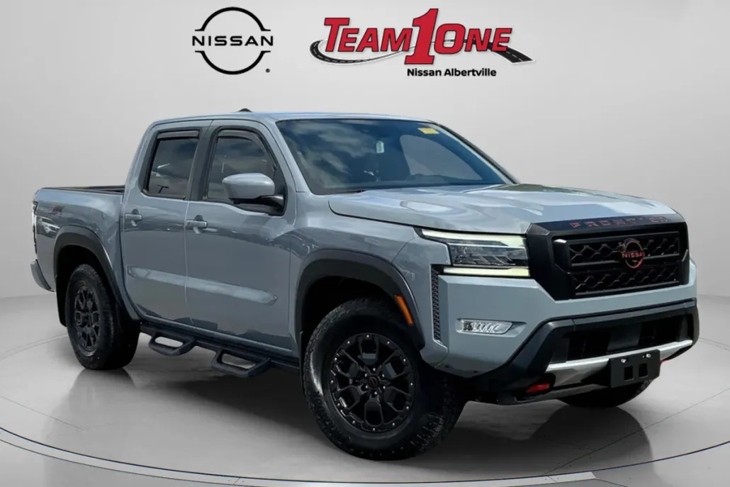 2023 Nissan Frontier PRO-4X photo 1