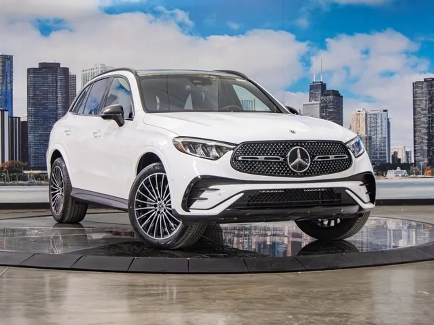 2025 Mercedes Benz GLC 300 4MATIC photo 1