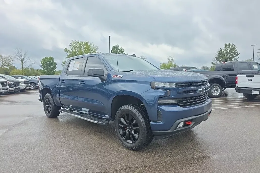 2019 Chevrolet Silverado 1500 RST photo 1