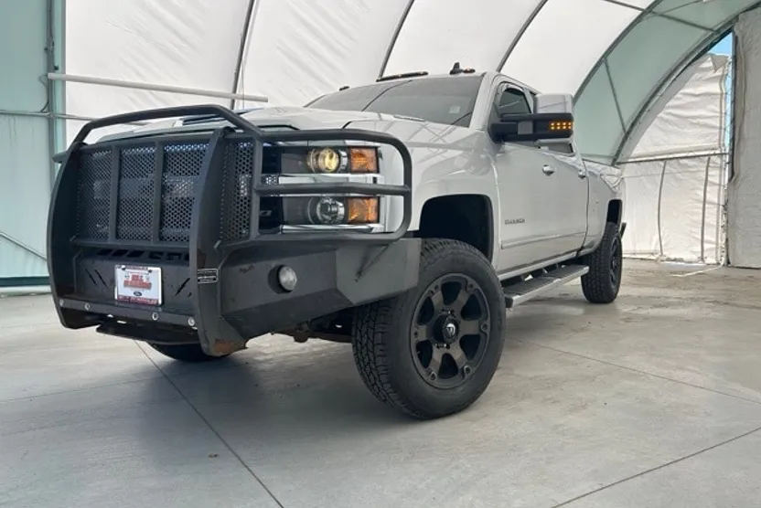 2017 Chevrolet Silverado 2500HD LTZ photo 1