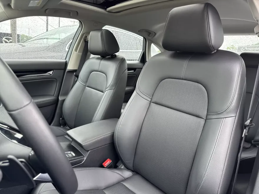 2024 Honda Civic Touring photo 1