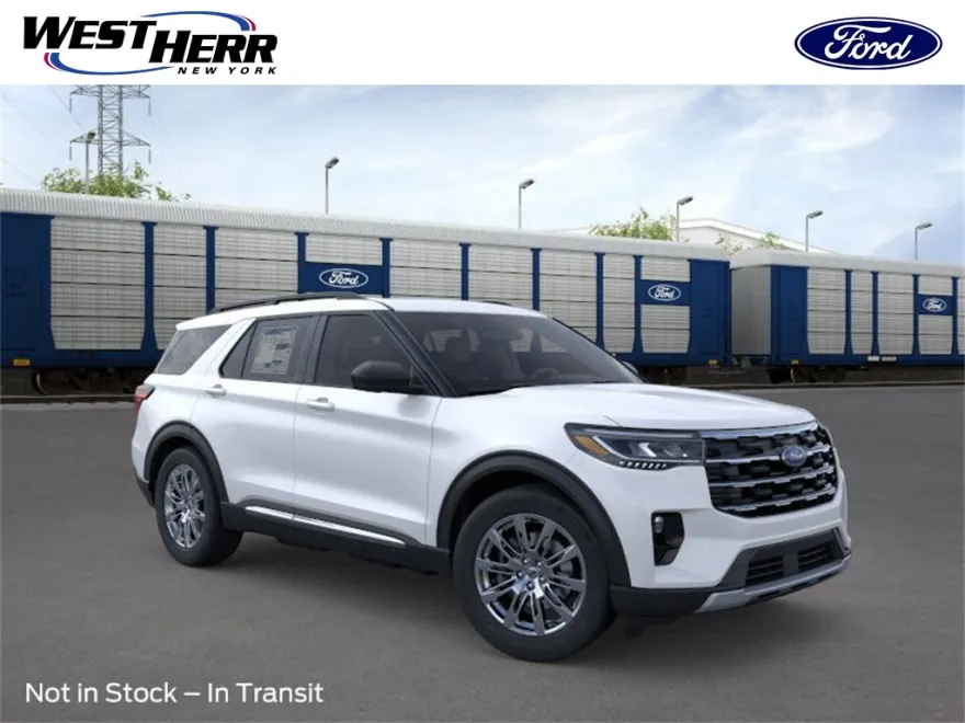 2025 Ford Explorer photo 1