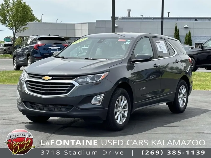 2021 Chevrolet Equinox LT photo 1