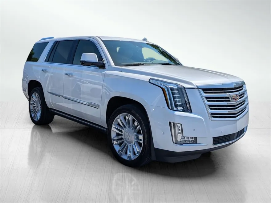 2020 Cadillac Escalade Platinum photo 1