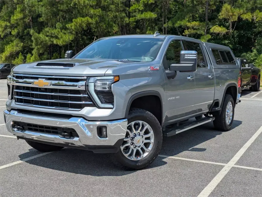2024 Chevrolet Silverado 2500HD LTZ photo 1