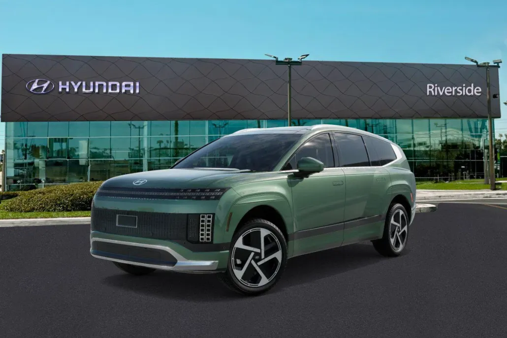 2026 Hyundai Ioniq photo 1