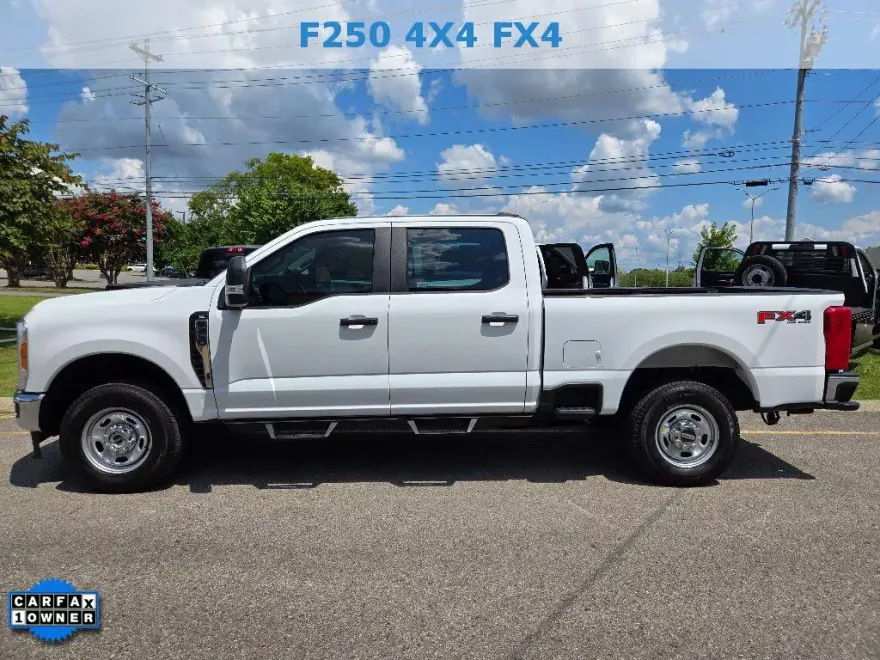 2023 Ford F-250 XL photo 1
