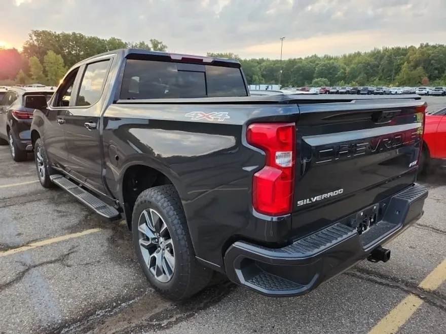 2023 Chevrolet Silverado 1500 RST photo 1