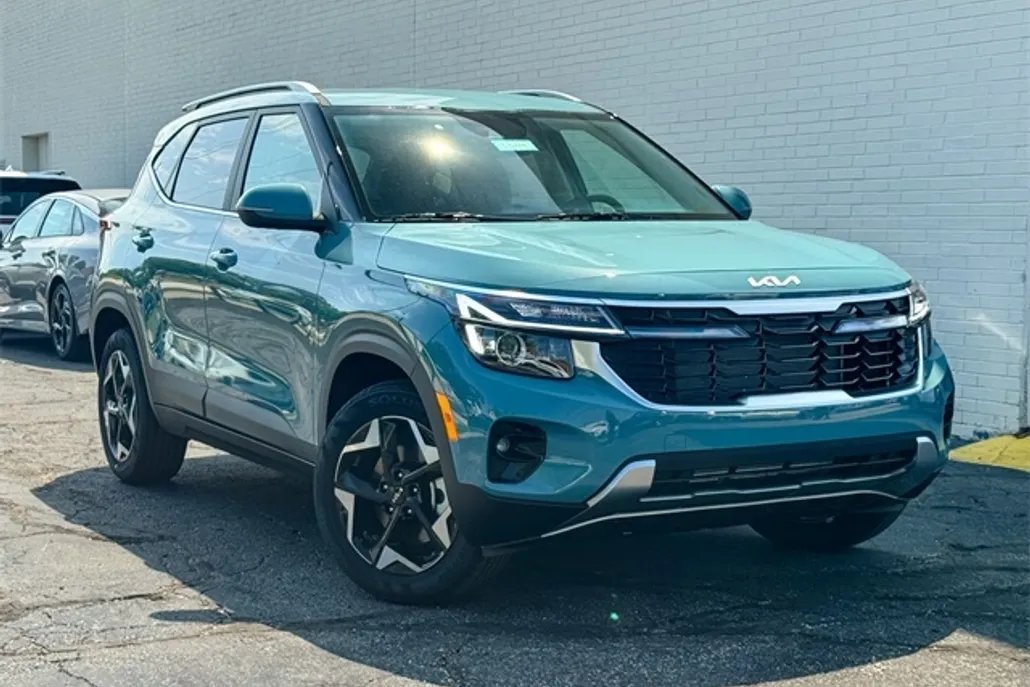 2026 Kia Seltos EX photo 1