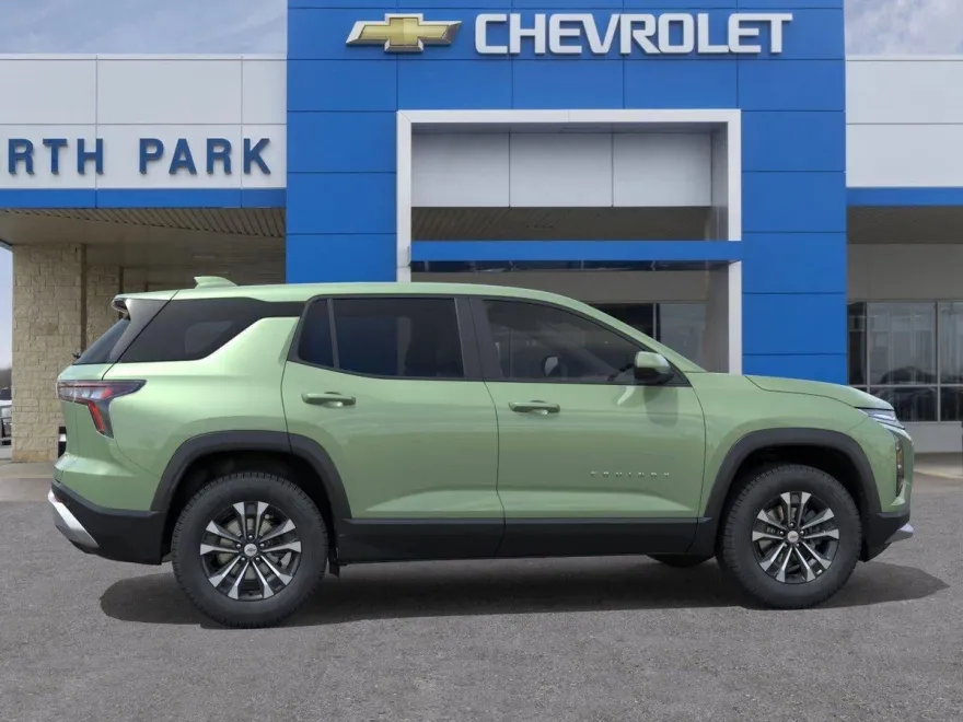 2026 Chevrolet Equinox LT photo 1