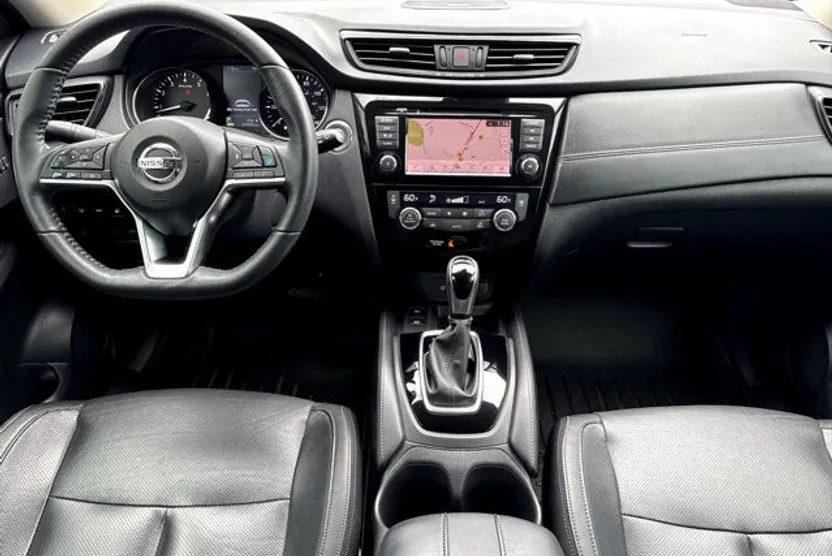 2019 Nissan Rogue SL photo 1