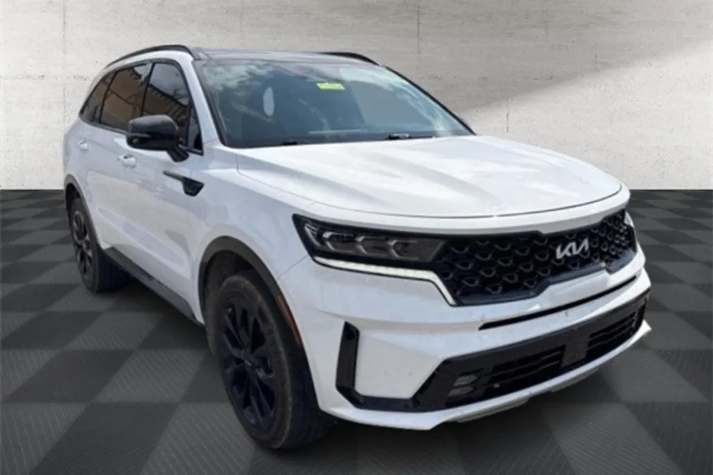 2022 Kia Sorento SX photo 1