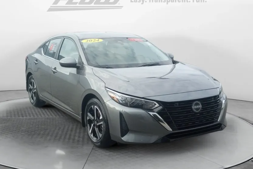 2024 Nissan Sentra SV photo 1