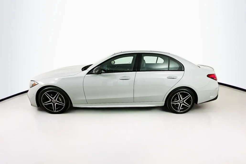 2025 Mercedes Benz C 300 4MATIC photo 1