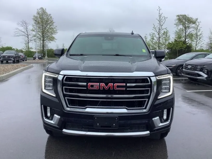 2023 Gmc Yukon XL SLT photo 1