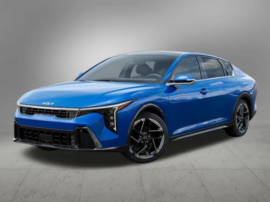 2025 Kia K4 GT-Line photo 1