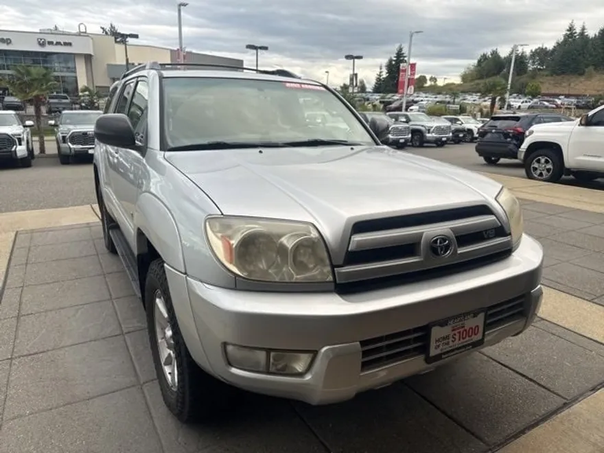 2004 Toyota 4Runner SR5 V8 photo 1