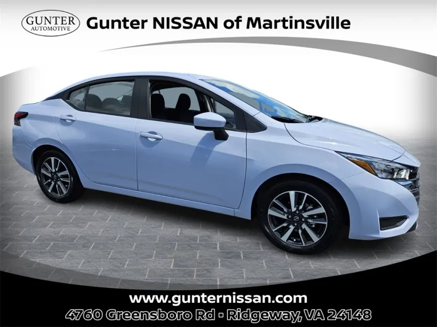 2025 Nissan Versa 1.6 SV photo 1