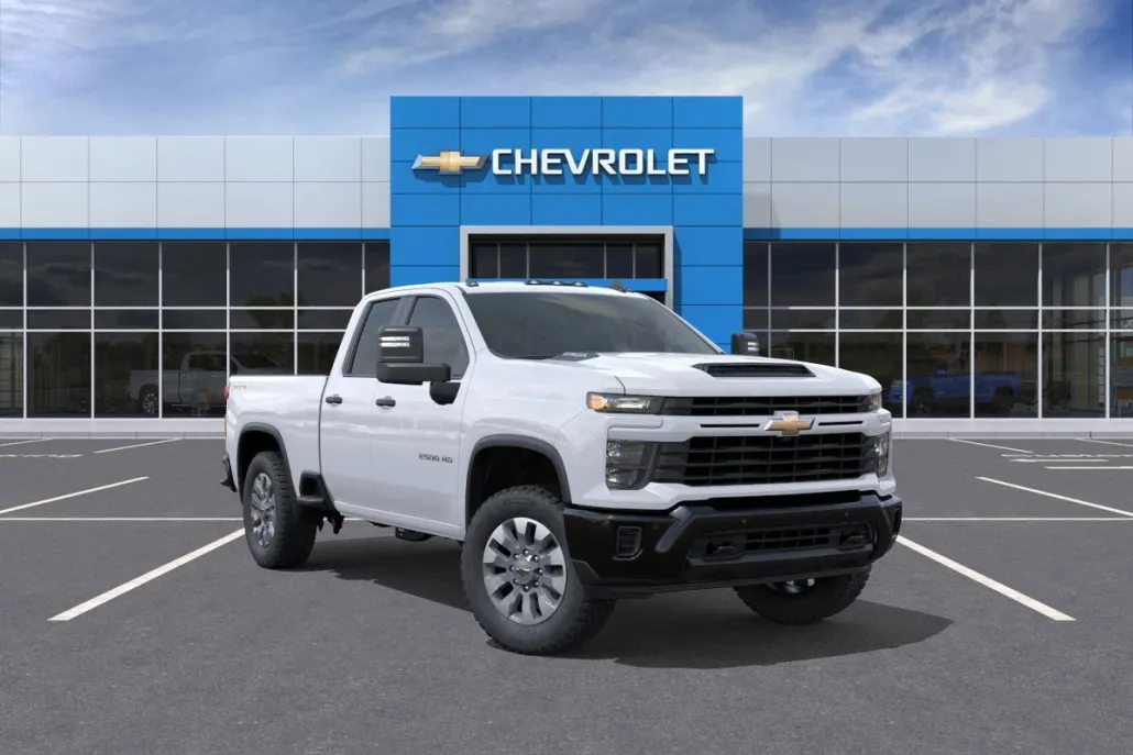 2026 Chevrolet Silverado 2500HD Custom photo 1