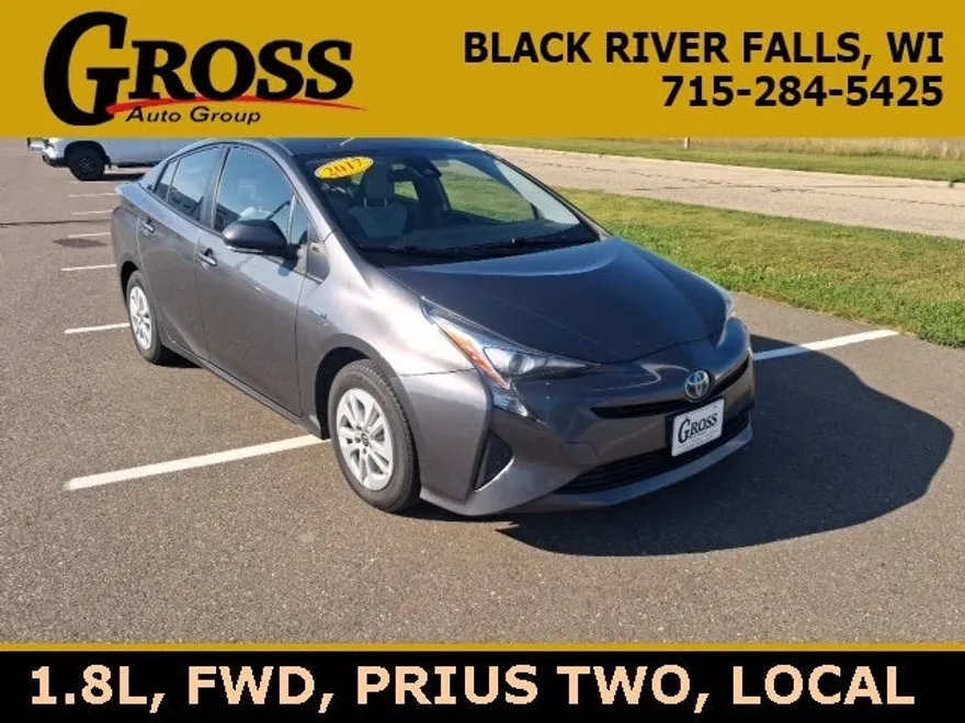 2017 Toyota Prius Two photo 1