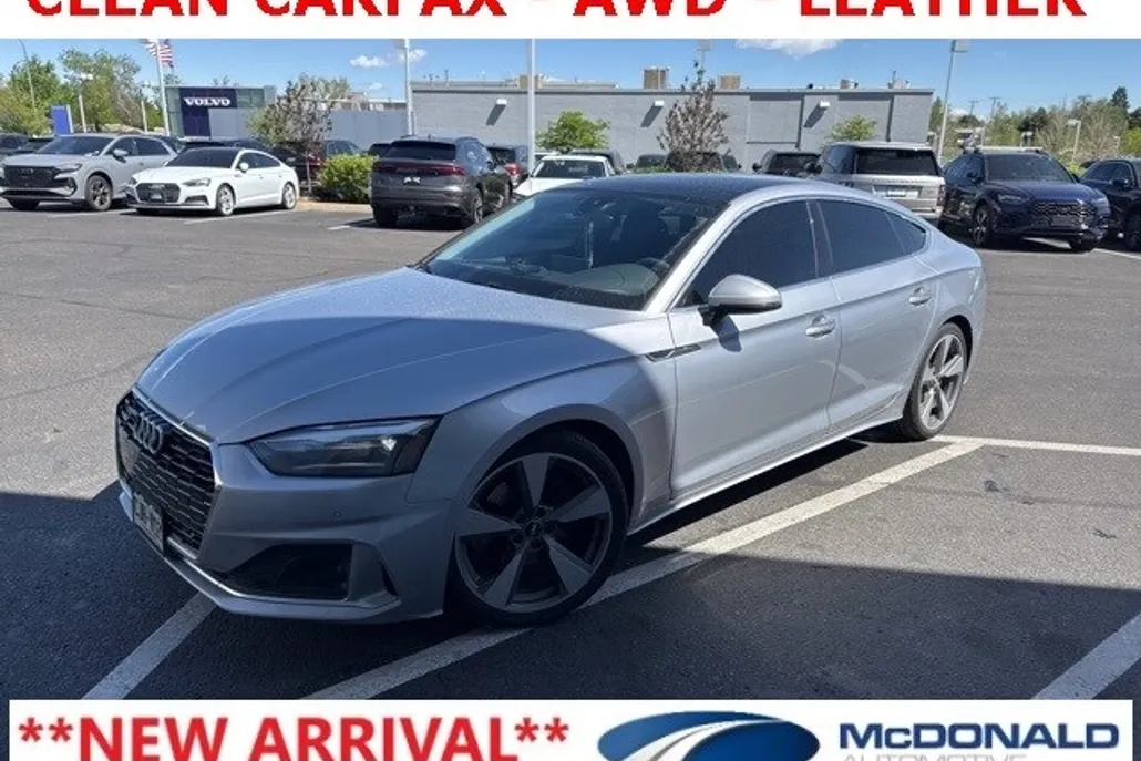 2022 Audi A5 40 Premium photo 1