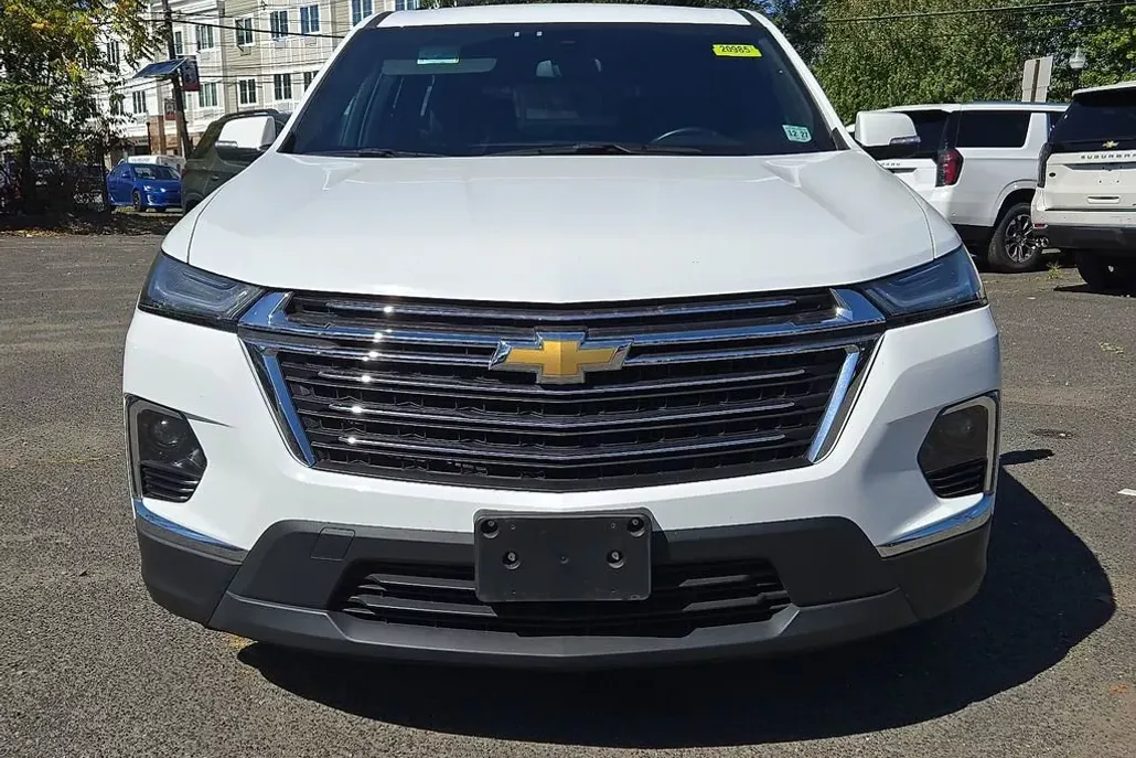 2023 Chevrolet Traverse Cloth photo 1