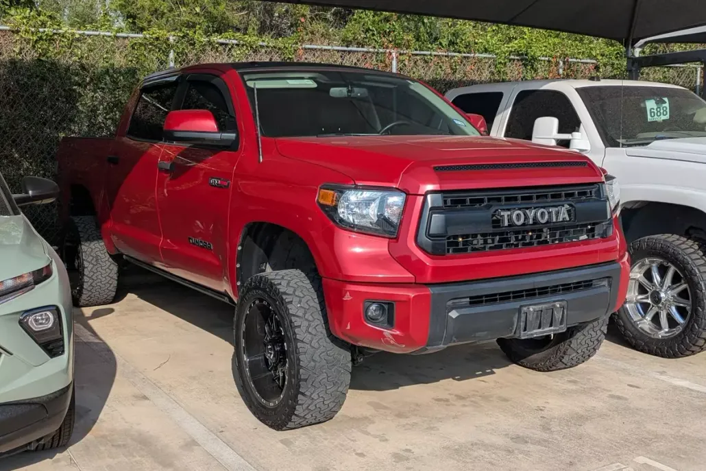 2017 Toyota Tundra TRD Pro photo 1