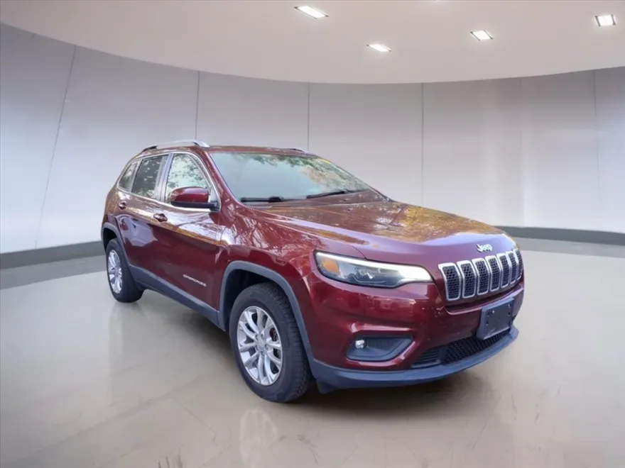2019 Jeep Cherokee Latitude photo 1