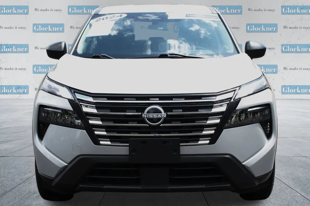 2024 Nissan Rogue S photo 1