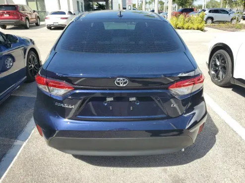 2026 Toyota Corolla LE photo 4