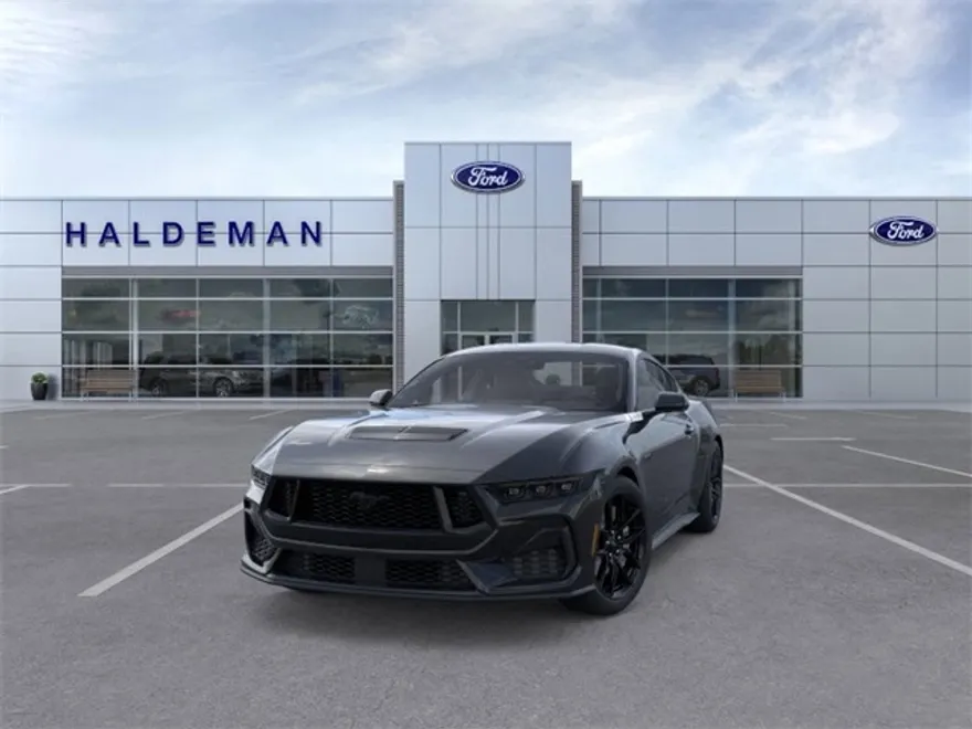 2025 Ford Mustang GT photo 1