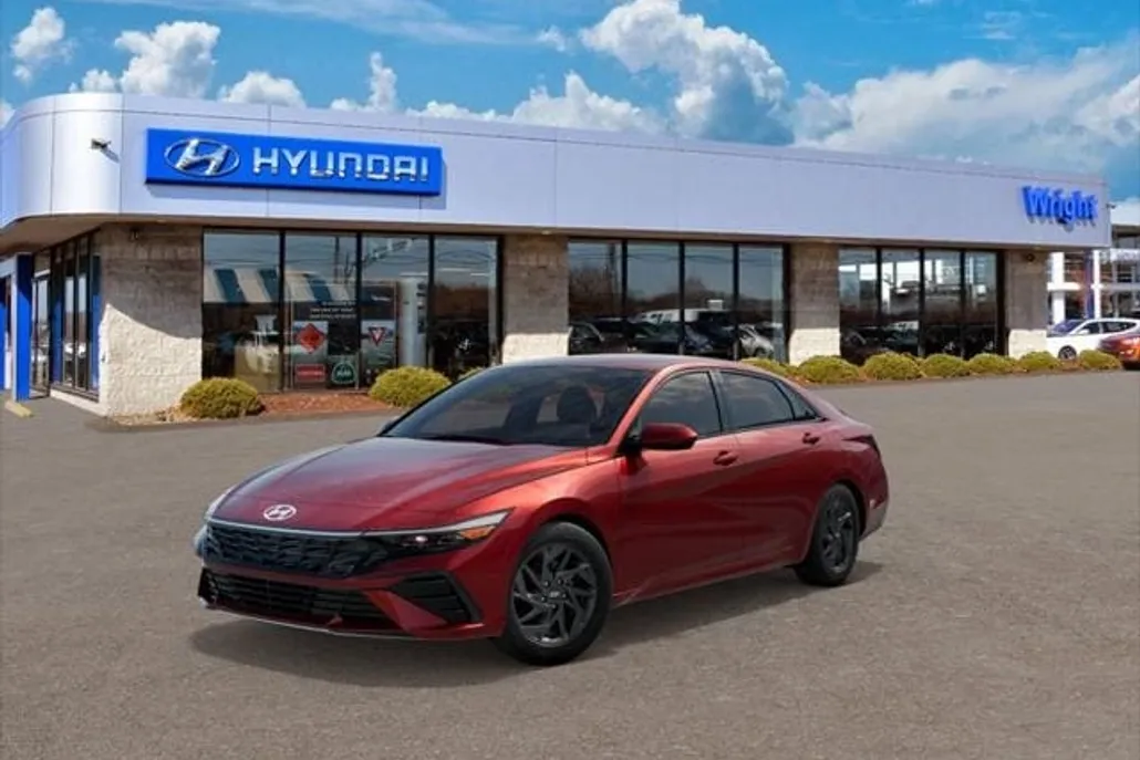 2025 Hyundai Elantra Blue SEL Sport photo 1