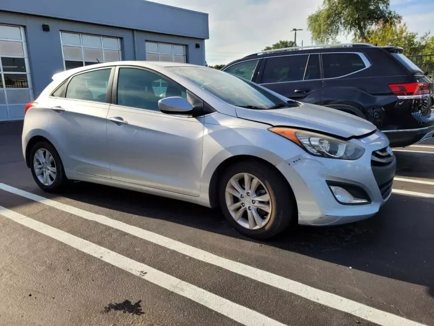 2015 Hyundai Elantra GT Base photo 1