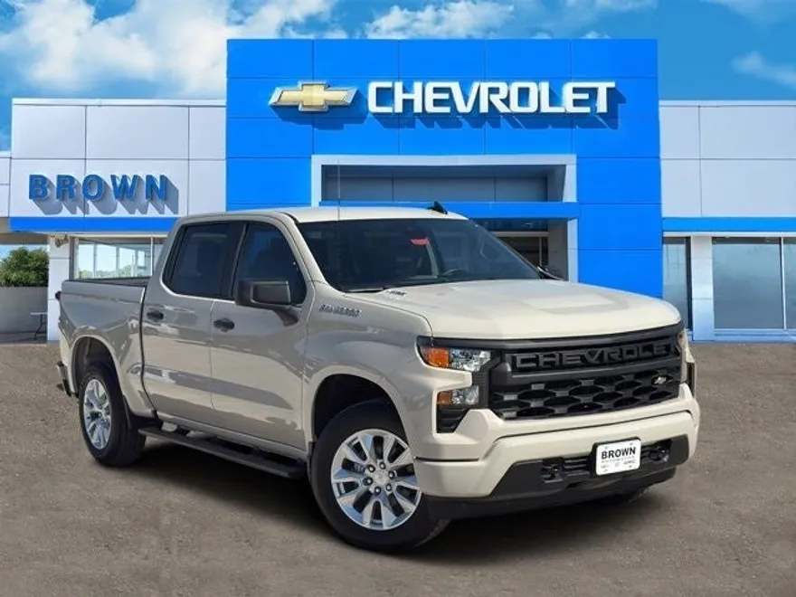 2026 Chevrolet Silverado 1500 Custom photo 1