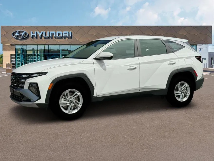 2026 Hyundai Tucson SE photo 1