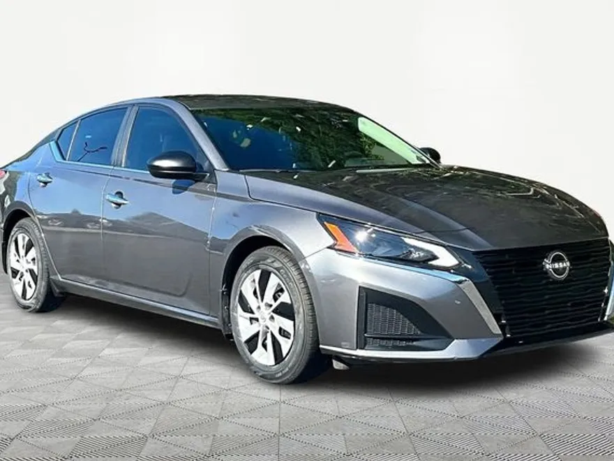 2025 Nissan Altima 2.5 S photo 1