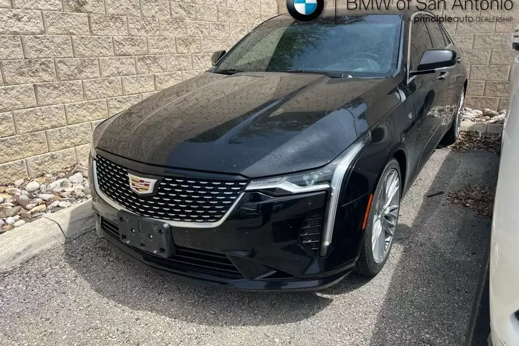 2021 Cadillac CT4 Premium Luxury photo 1