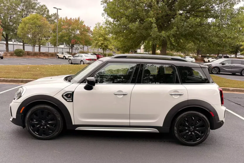 2024 Mini Countryman S photo 1