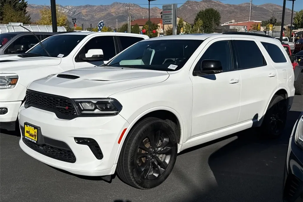 2022 Dodge Durango GT Plus photo 1