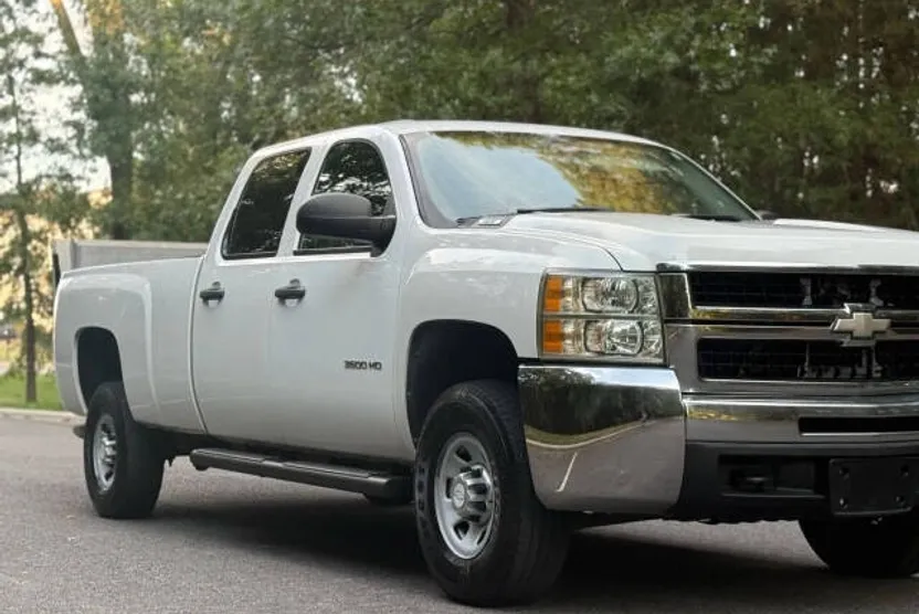 2010 Chevrolet Silverado 3500HD Work Truck photo 1