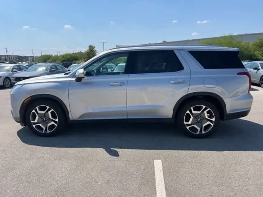 2023 Hyundai Palisade SEL photo 1