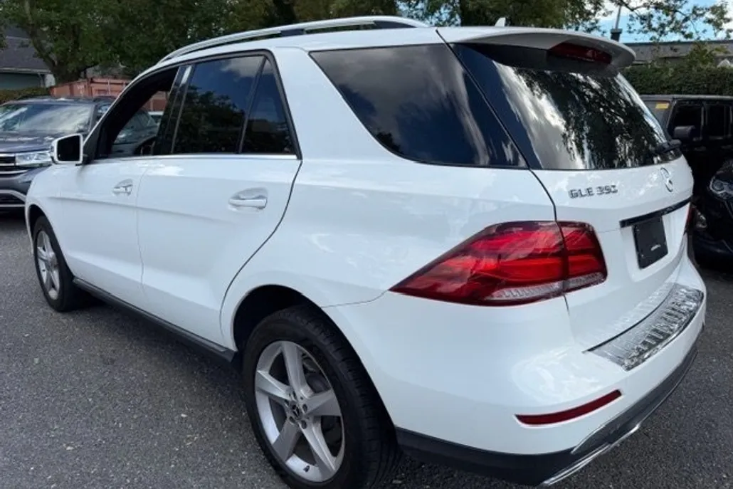 2018 Mercedes Benz GLE 350 4MATIC photo 1