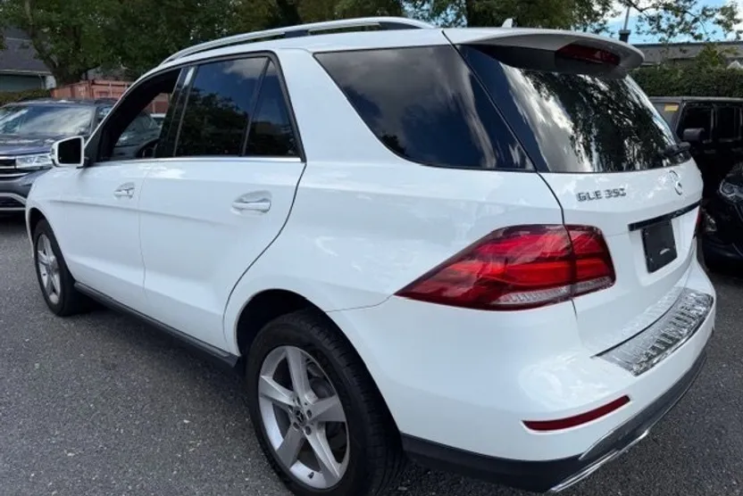 2018 Mercedes Benz GLE 350 4MATIC photo 1