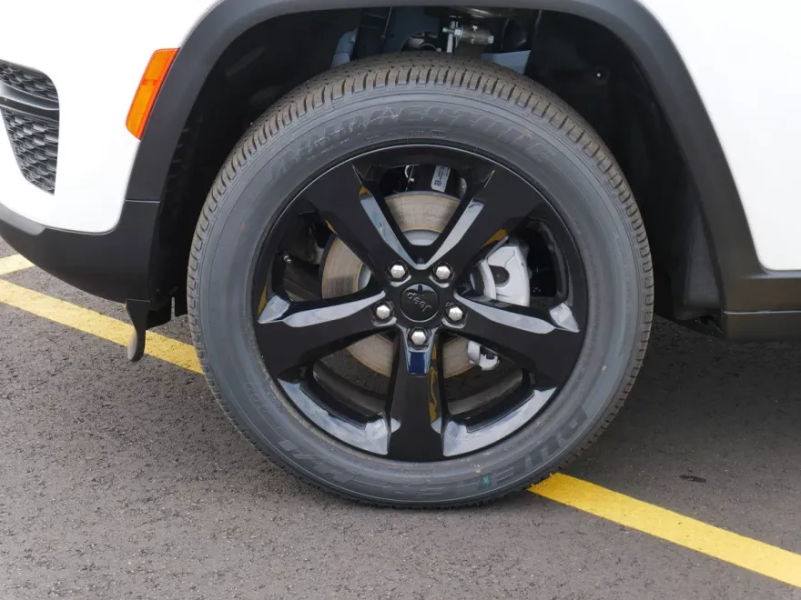 2025 Jeep Grand Cherokee Altitude X photo 1