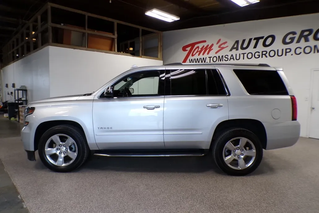 2018 Chevrolet Tahoe Premier photo 1