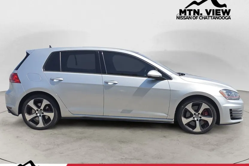 2016 Volkswagen Golf GTI SE photo 1
